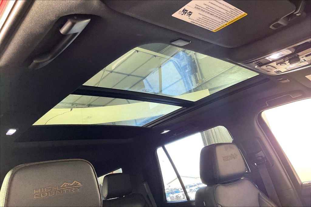 Used 2024 Chevrolet Tahoe High Country image 23