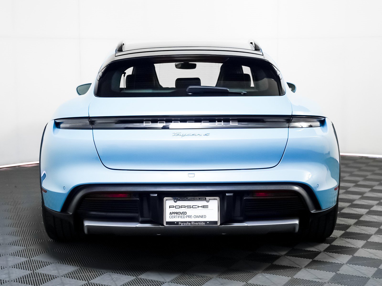 Used 2024 Porsche Taycan 4 Cross Turismo image 11