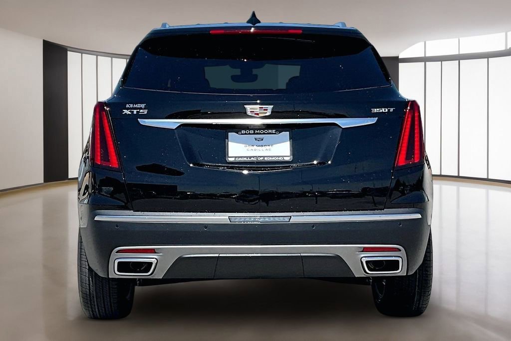 New 2026 Cadillac XT5 Premium Luxury w/ Driver Assist Package FWD image 4
