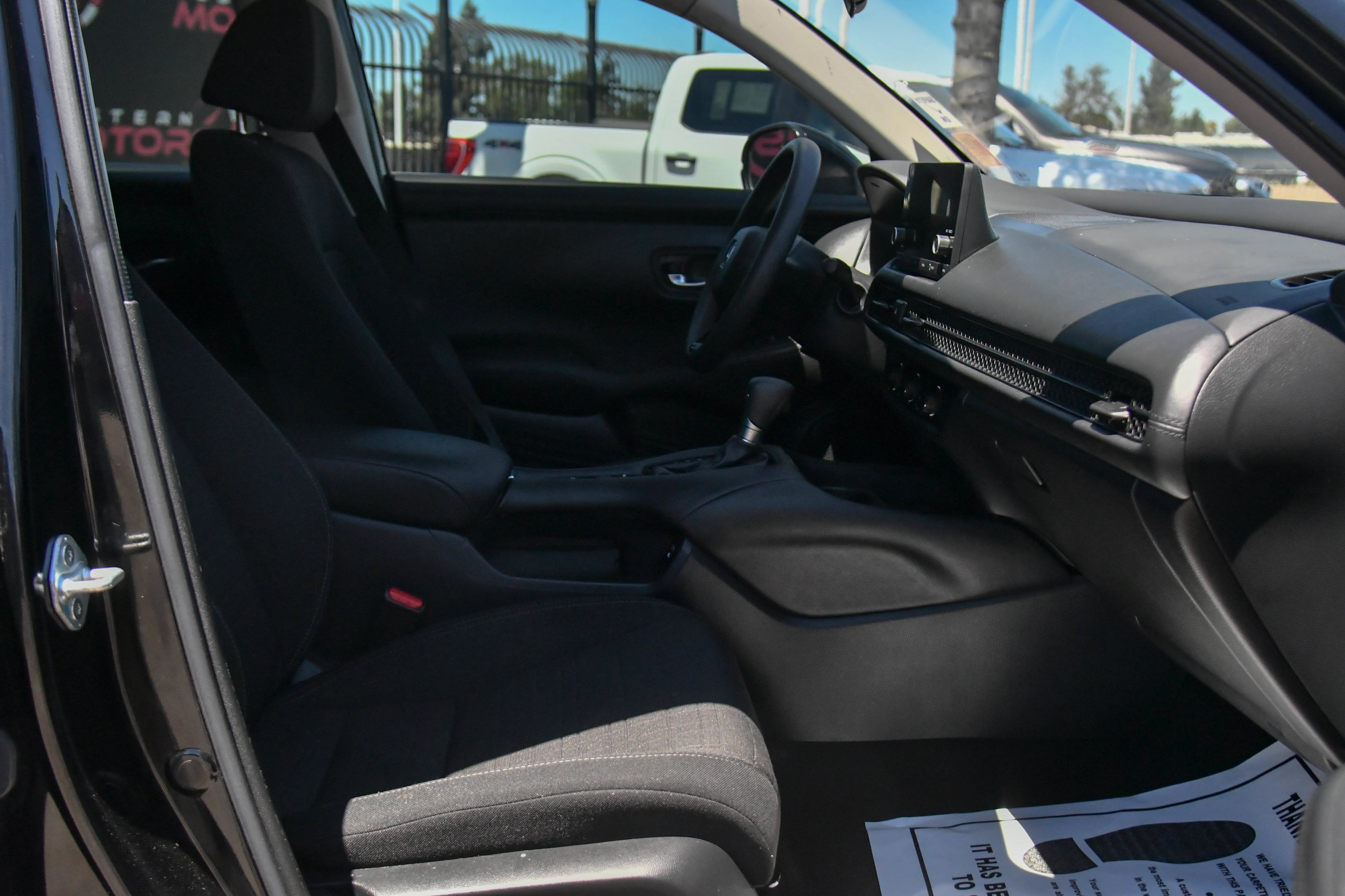 Used 2024 Honda HR-V LX image 41