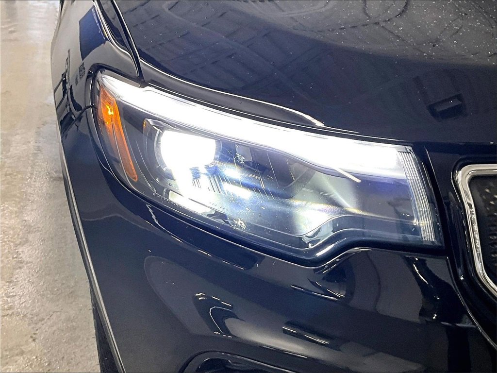 Used 2022 Jeep Compass Limited w/ Elite Group image 31