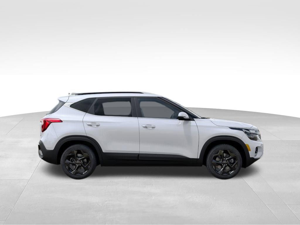 New 2026 Kia Seltos EX image 7