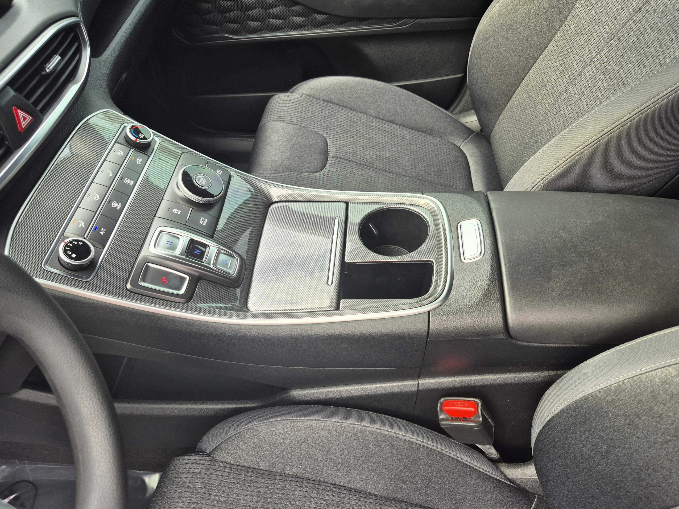 Certified 2023 Hyundai Santa Fe SE FWD image 21