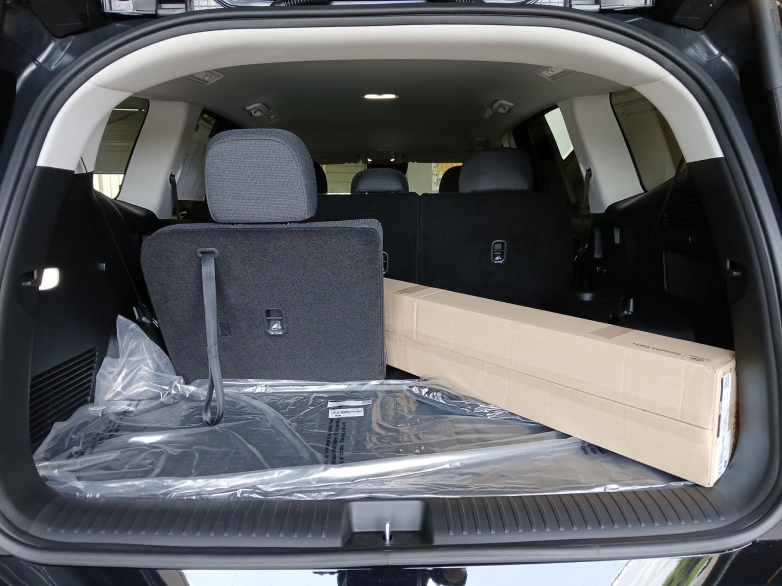 New 2026 Hyundai Ioniq 9 S image 16