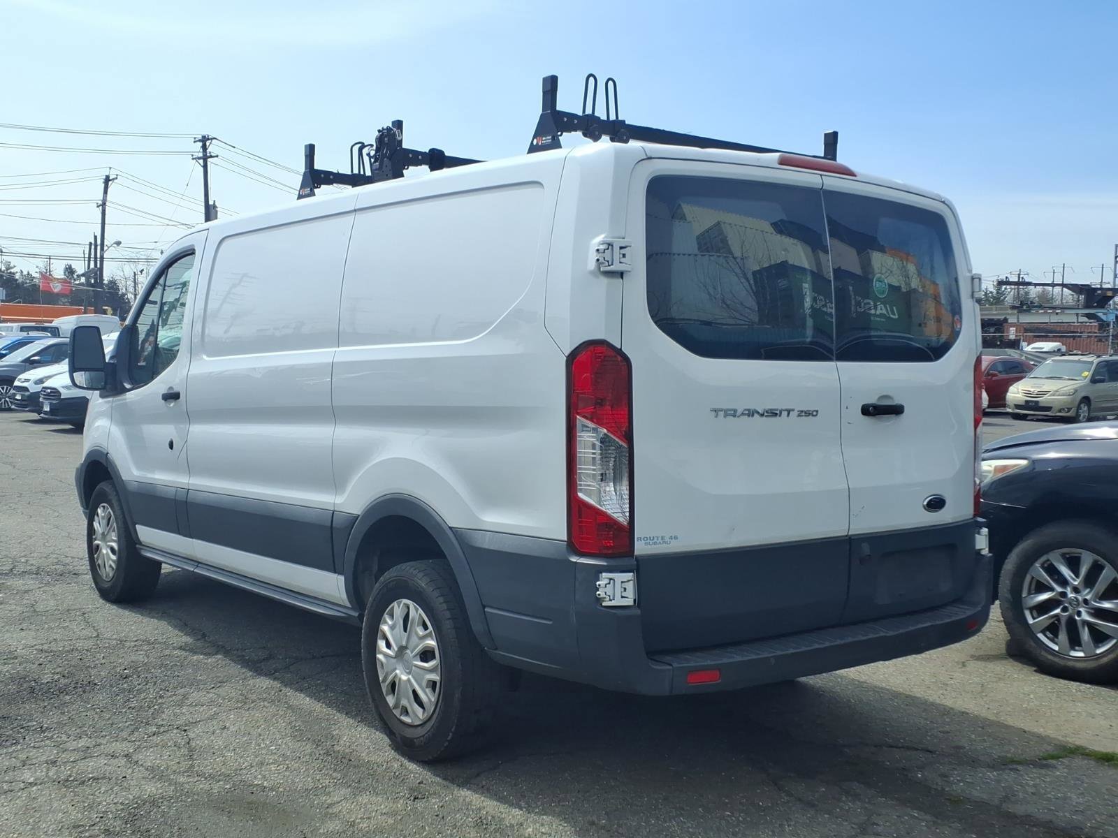 Used 2018 Ford Transit 250 130 Low Roof w/ Exterior Upgrade Package image 5