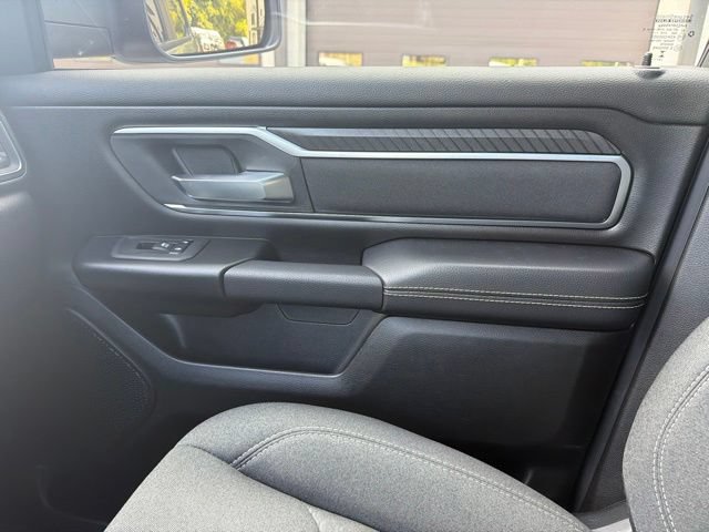 Used 2025 RAM 1500 Big Horn AWD/4WD image 12