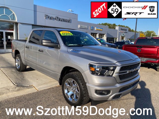 Used 2024 RAM 1500 Tradesman AWD/4WD image 1