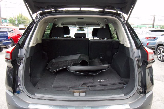 Used 2023 Nissan Rogue SV AWD/4WD image 35