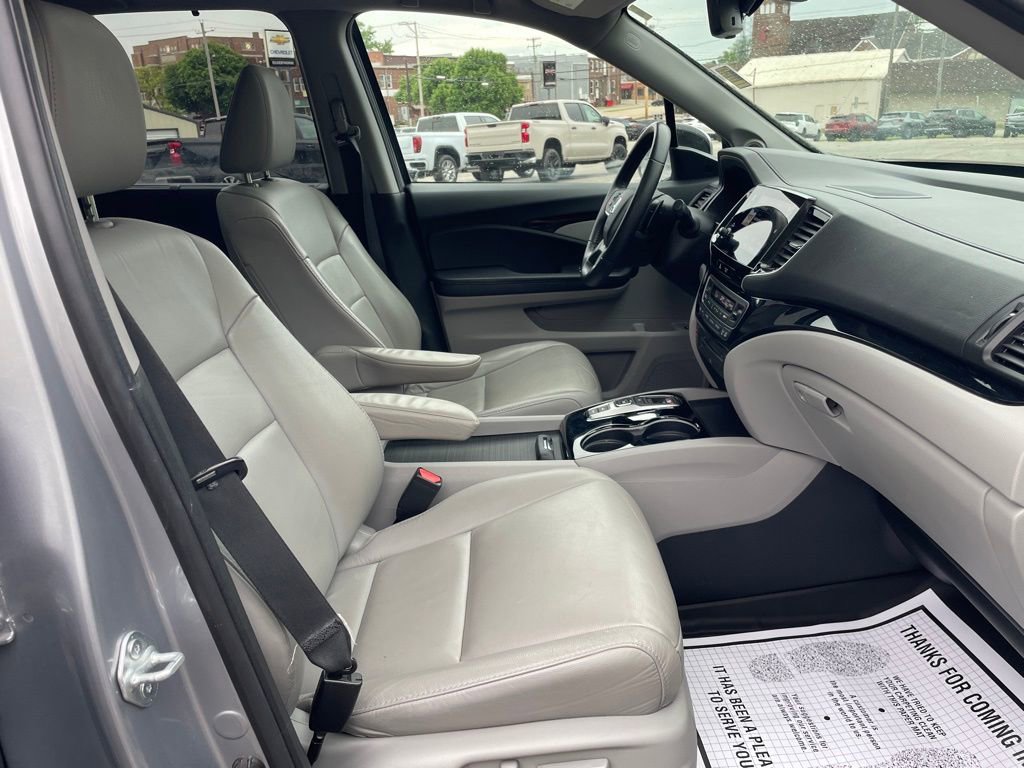 Used 2021 Honda Pilot Touring image 35