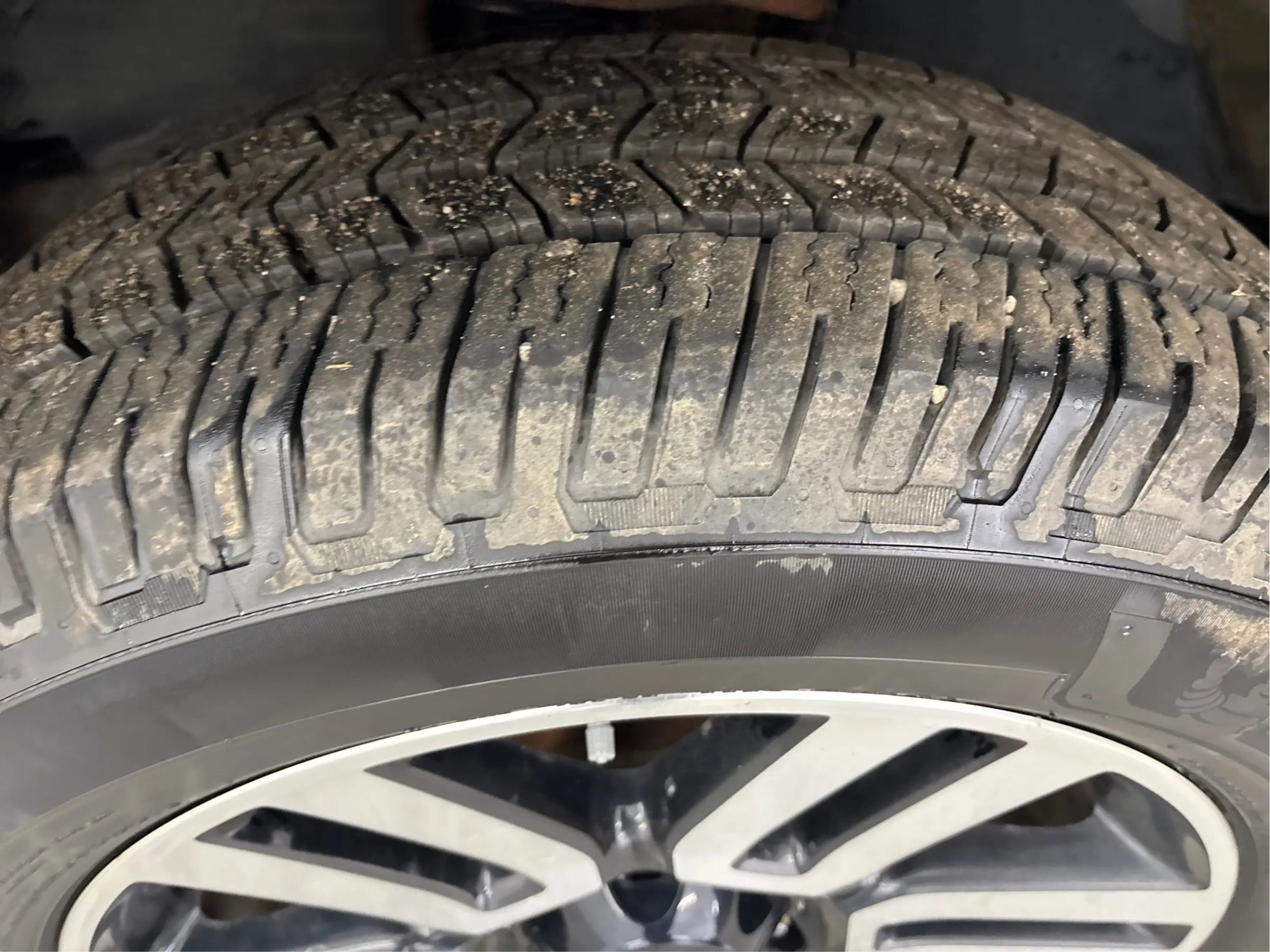 Used 2018 Toyota 4Runner Limited image 33