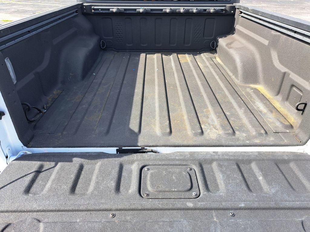 Used 2024 Jeep Gladiator Sport image 24