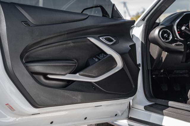 Used 2019 Chevrolet Camaro SS image 42