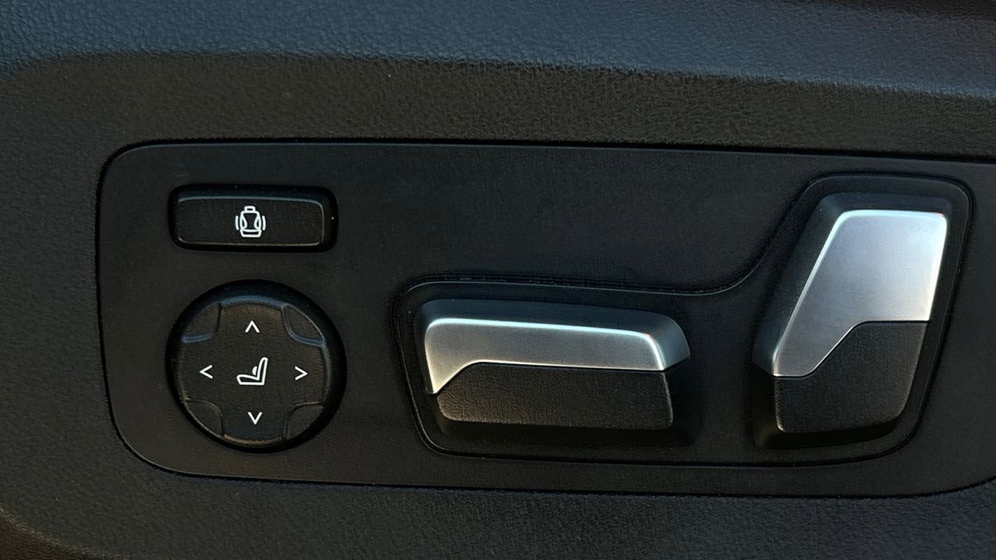 Used 2019 BMW X5 xDrive40i w/ Convenience Package image 37