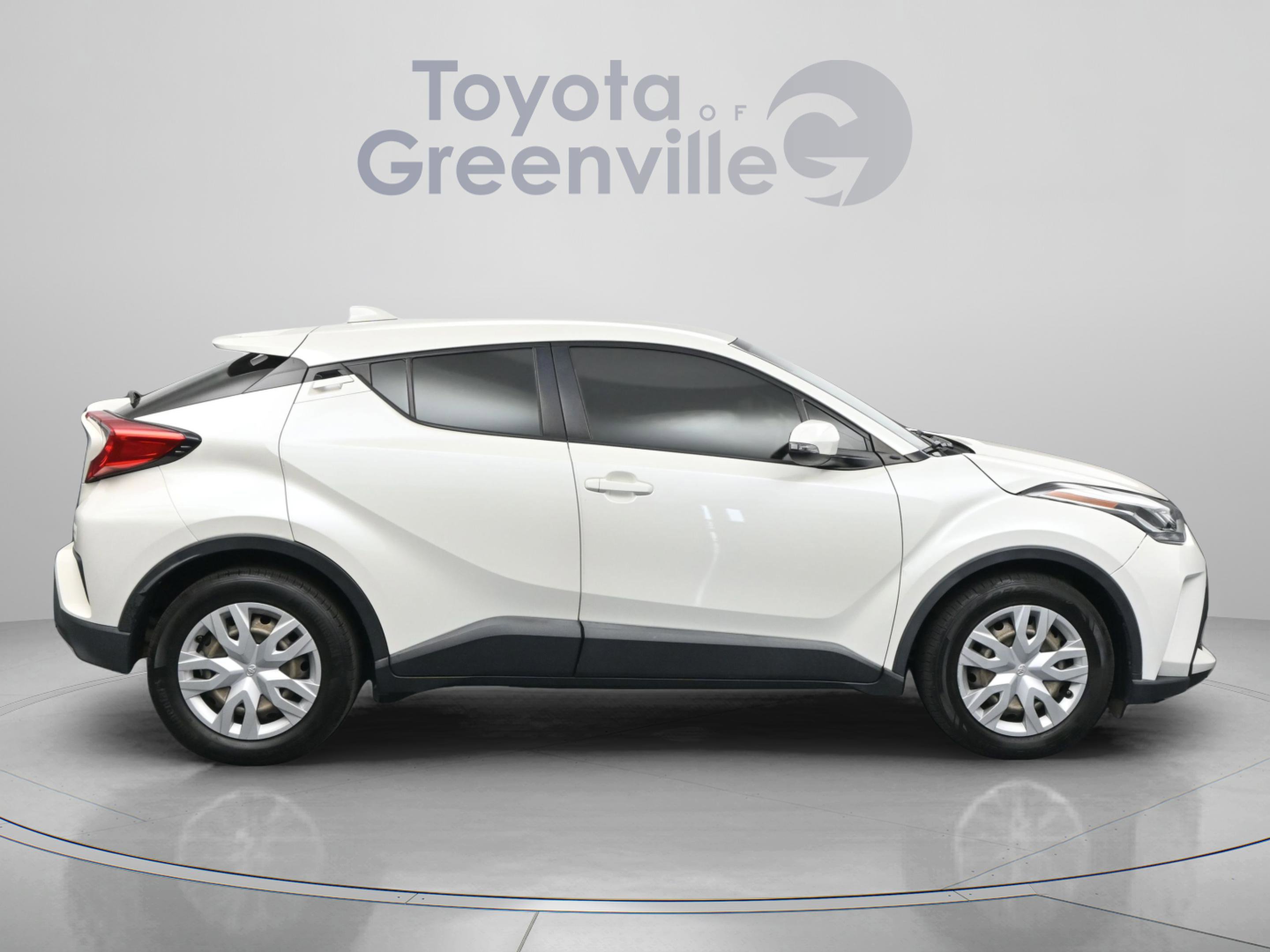 Used 2020 Toyota C-HR LE FWD image 18