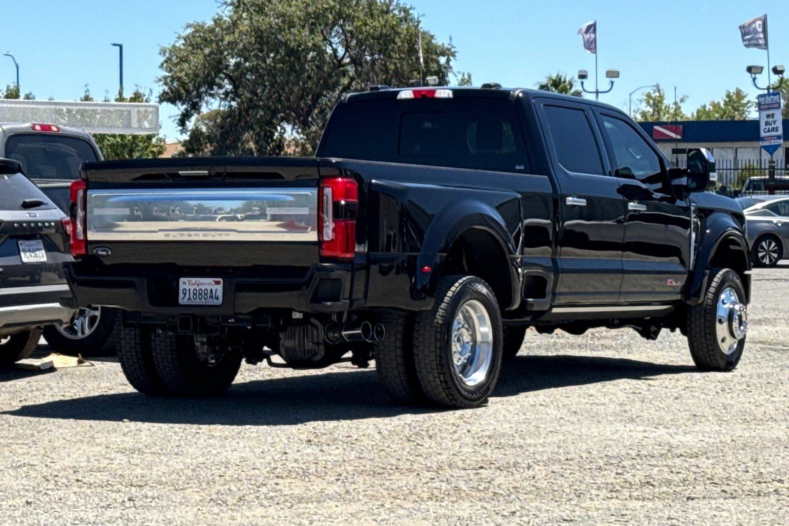 Certified 2024 Ford F450 Limited w/ FX4 Off-Road Package AWD/4WD image 4