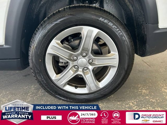 Used 2024 Jeep Compass Latitude AWD/4WD image 9