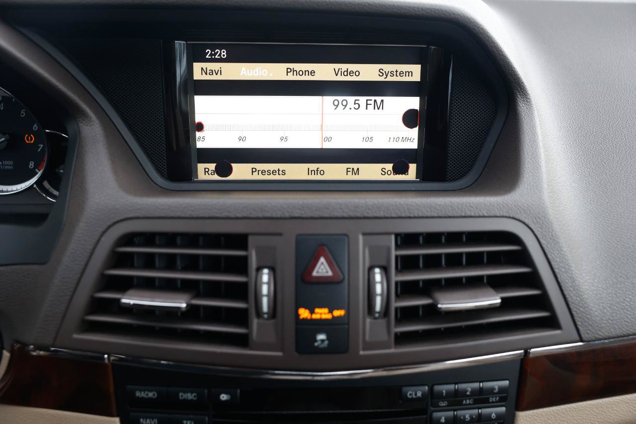 Used 2010 Mercedes-Benz E 350 Coupe image 33