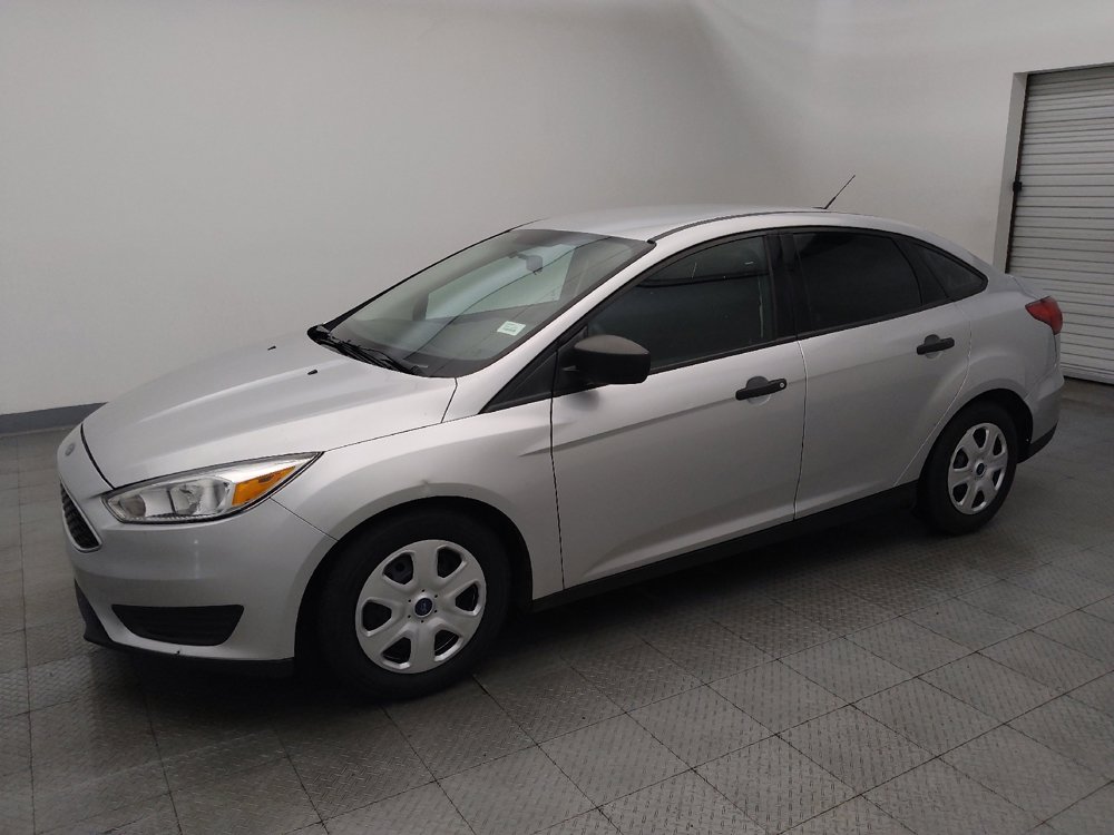Used 2018 Ford Focus S FWD image 2