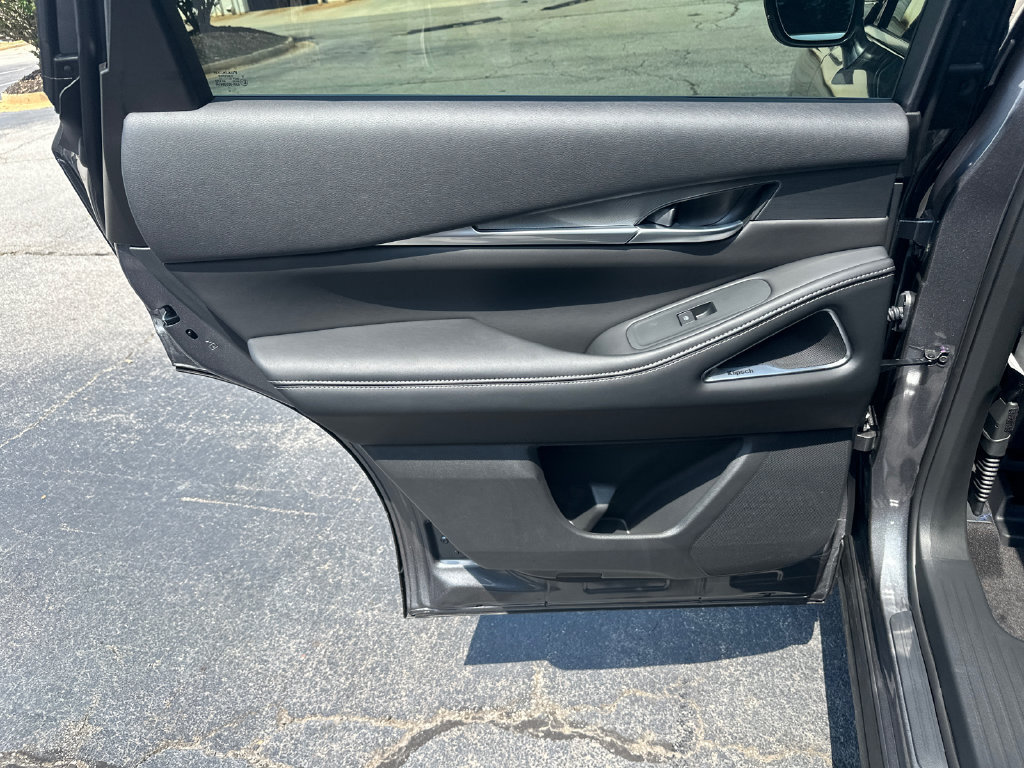 New 2027 INFINITI QX60 Luxe w/ Cargo Package FWD image 18