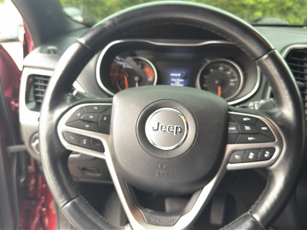 Used 2020 Jeep Cherokee High Altitude AWD/4WD image 12