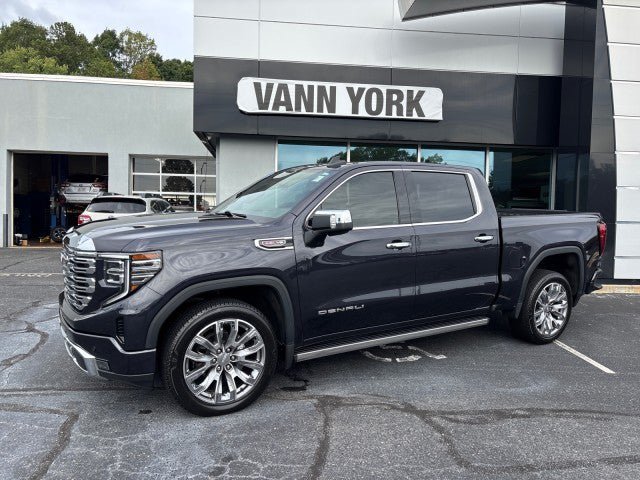 Used 2025 GMC Sierra 1500 Denali w/ Denali Reserve Package AWD/4WD image 55