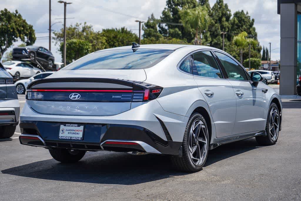 New 2026 Hyundai Sonata SEL FWD image 4