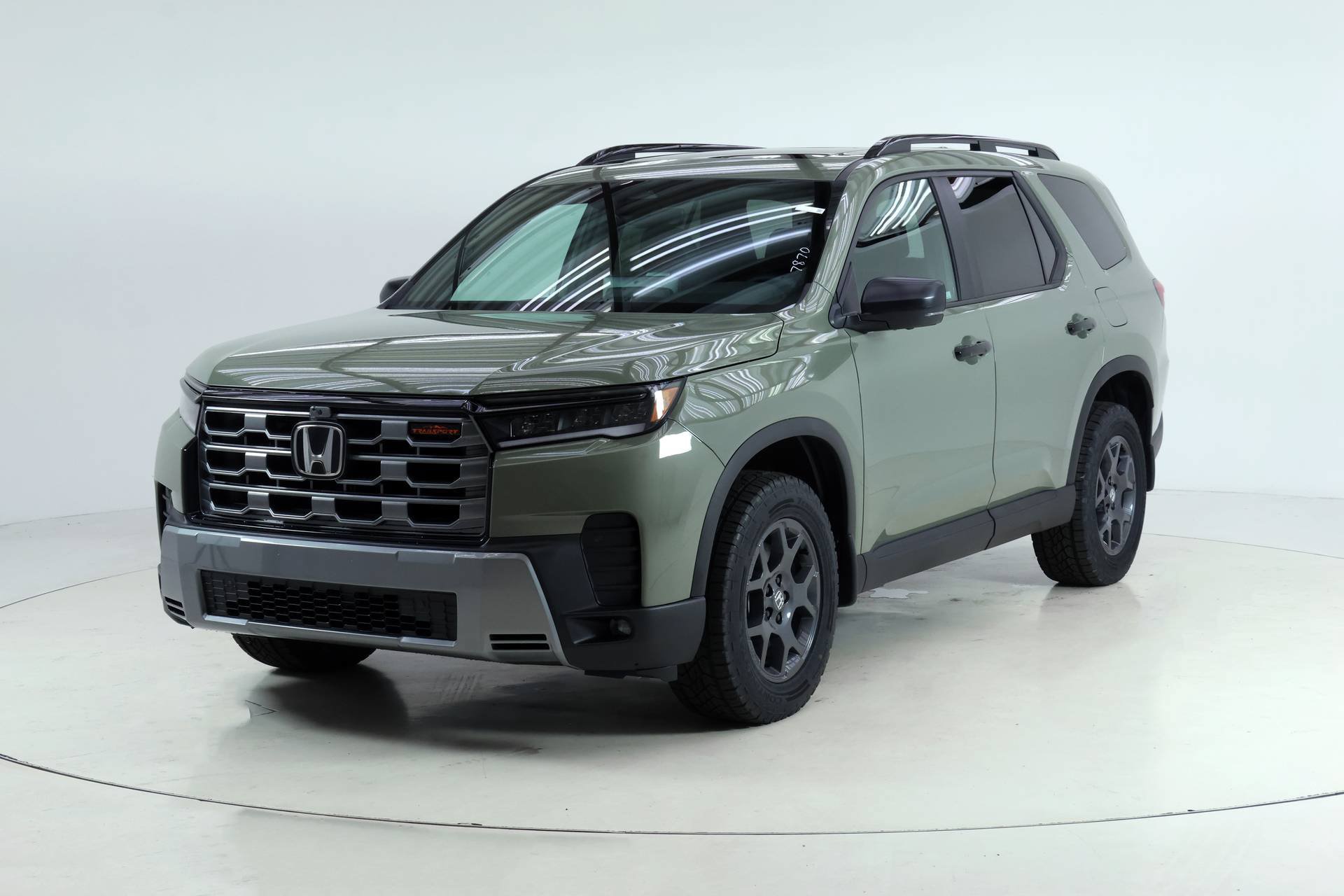 New 2026 Honda Pilot TrailSport image 1
