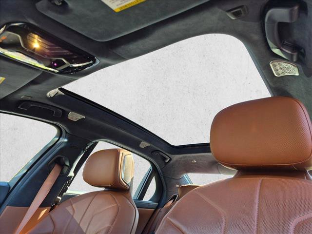 Certified 2023 BMW i7 xDrive60 AWD/4WD image 16