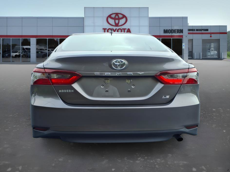 Used 2023 Toyota Camry LE FWD image 4