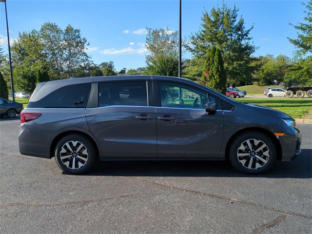 New 2026 Honda Odyssey EX-L image 3