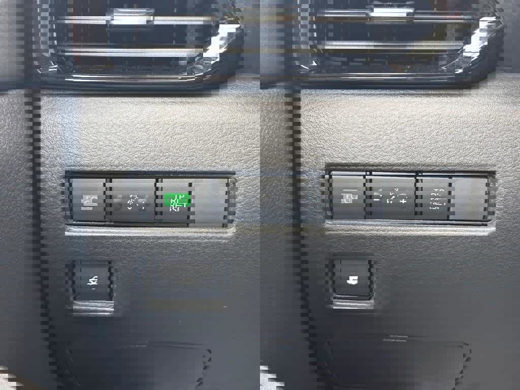 New 2024 Nissan Sentra SV w/ SV Premium Package image 14