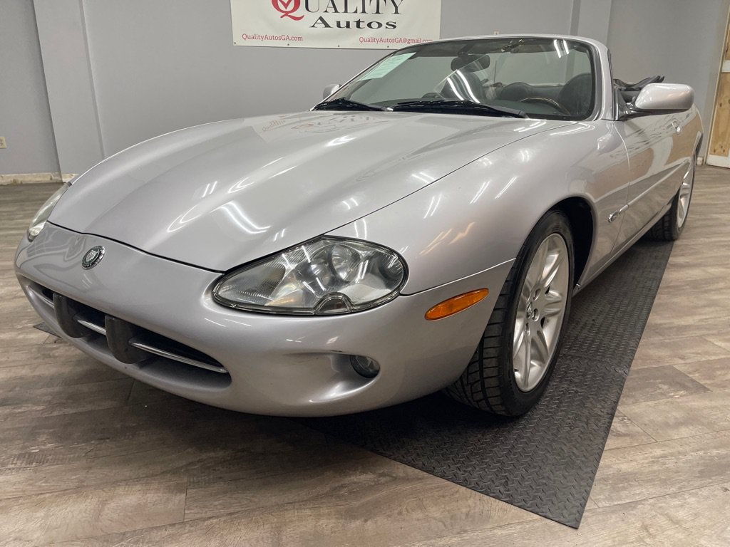 Used 2000 Jaguar XK8 Convertible RWD image 2
