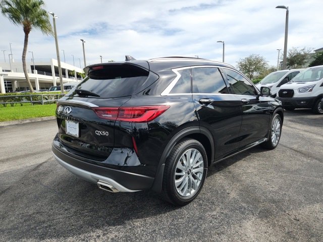 Used 2025 INFINITI QX50 Luxe image 6