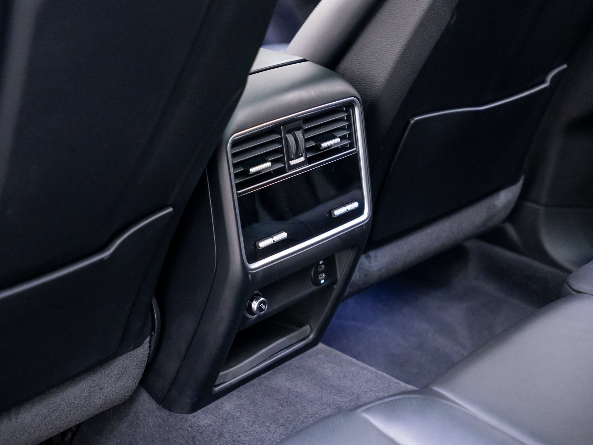 Used 2023 Porsche Cayenne Turbo S AWD/4WD image 19