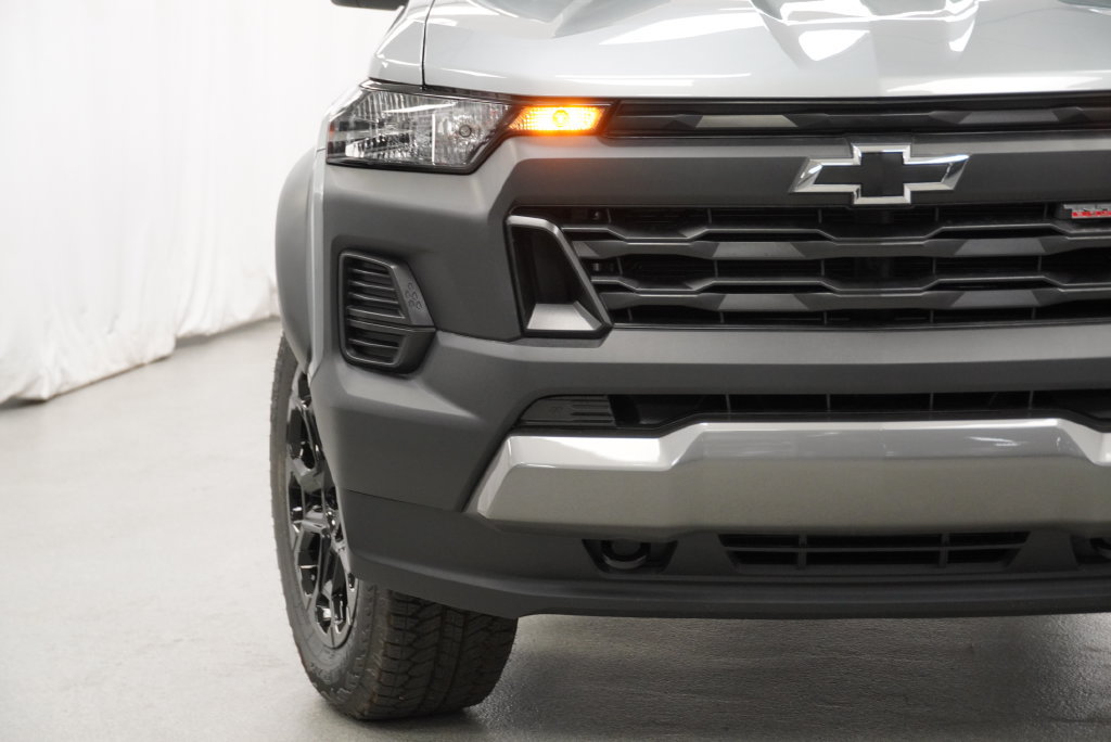 New 2026 Chevrolet Colorado Trail Boss AWD/4WD image 9