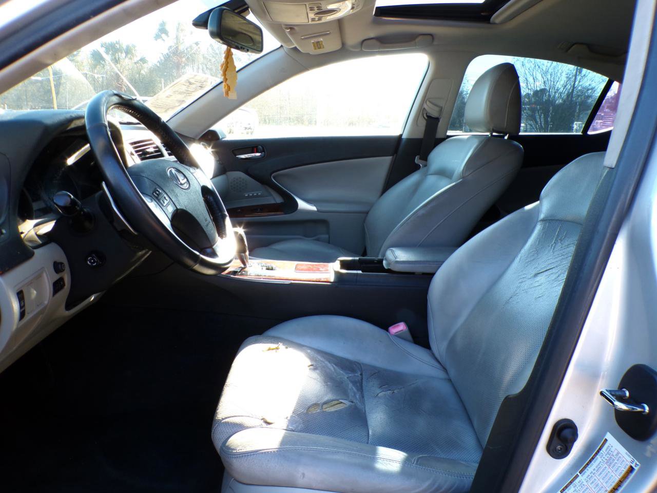 Used 2007 Lexus IS 350 RWD image 12