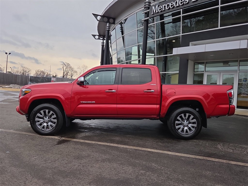 Used 2023 Toyota Tacoma Limited image 2