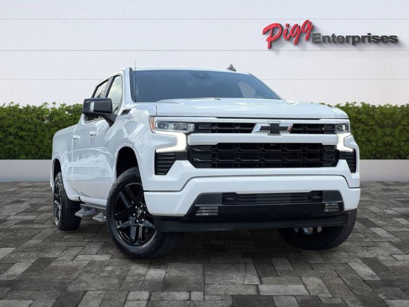 Used 2023 Chevrolet Silverado 1500 RST w/ Convenience Package II AWD/4WD image 2