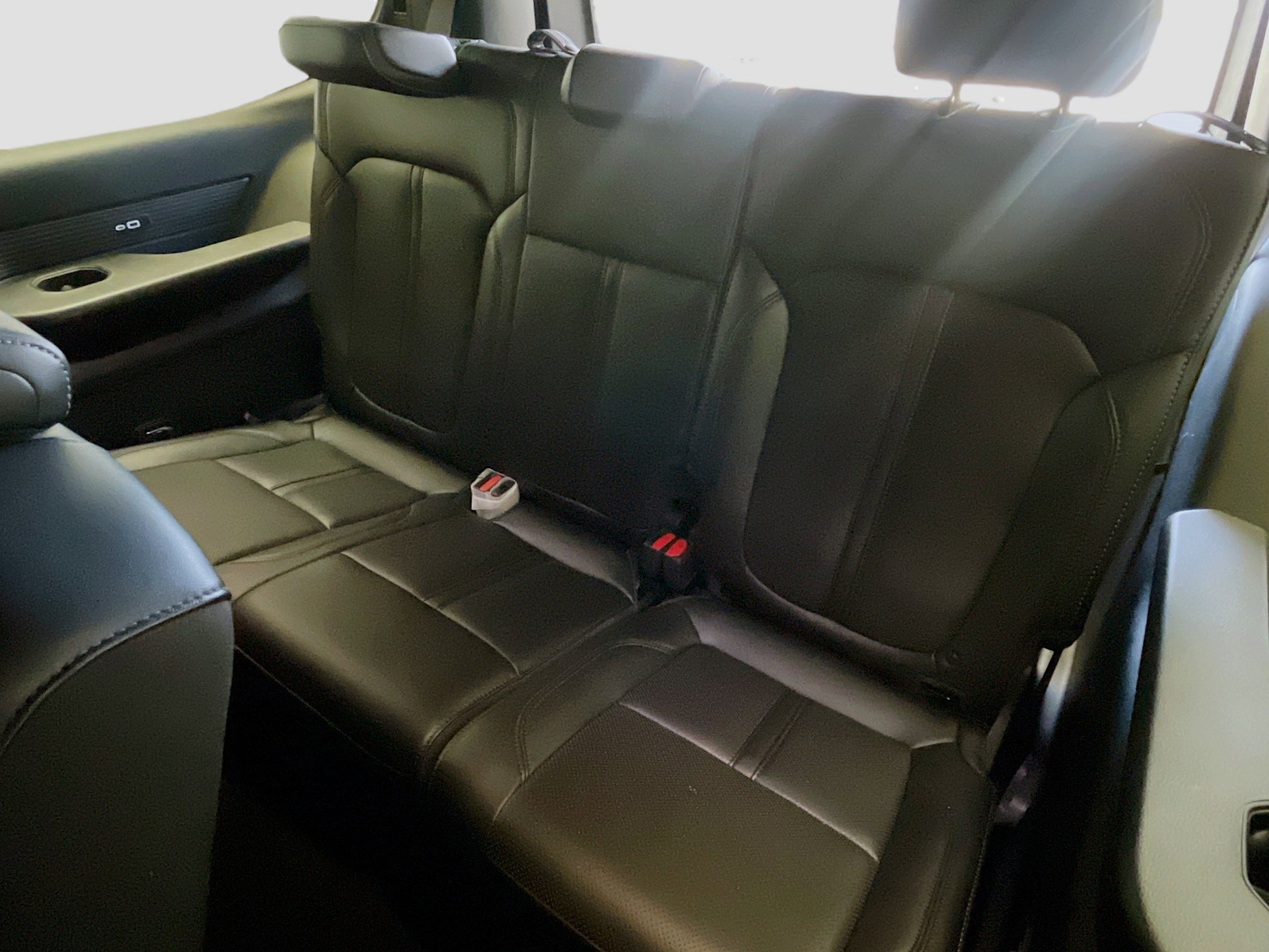 Used 2025 Jeep Wagoneer 4WD image 18