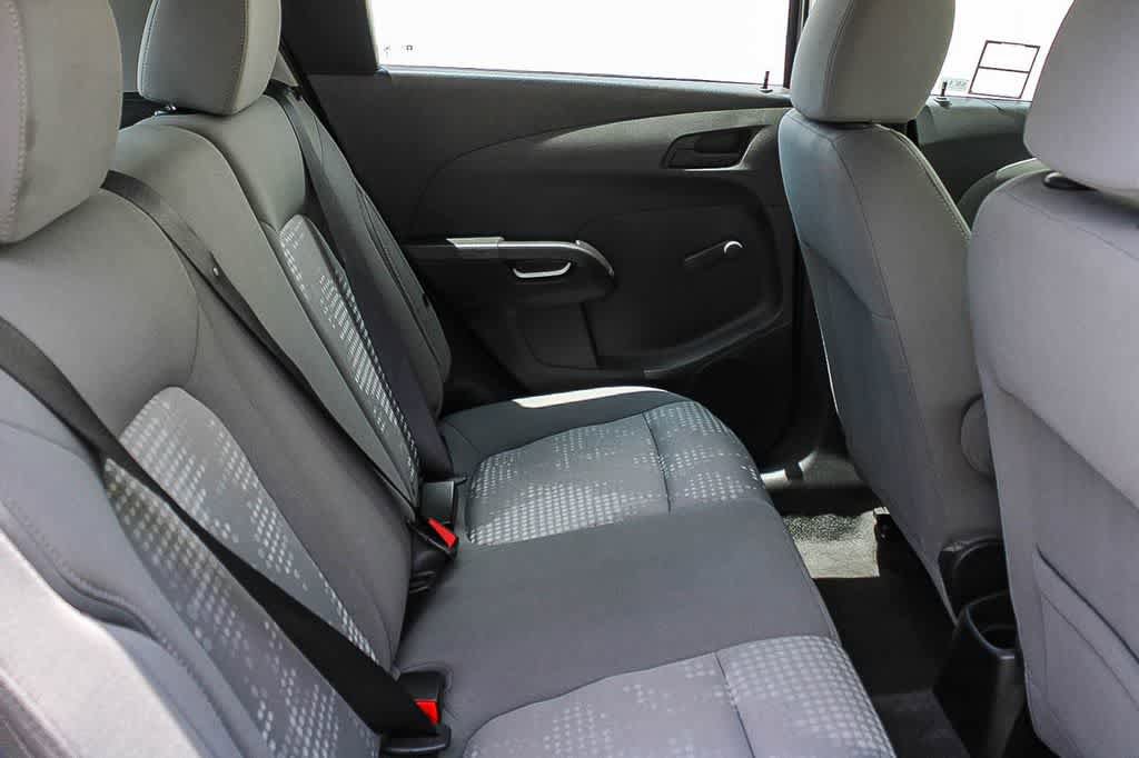 Used 2020 Chevrolet Sonic LT FWD image 15
