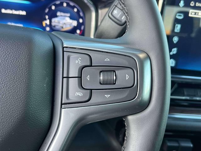 Used 2025 Chevrolet Silverado 1500 LT AWD/4WD image 22