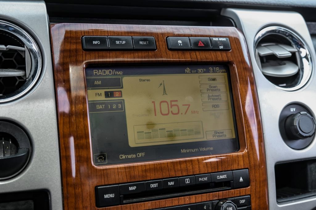 Used 2010 Ford F150 Lariat image 25