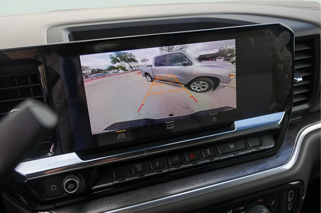 Used 2025 Chevrolet Silverado 3500 LTZ AWD/4WD image 20