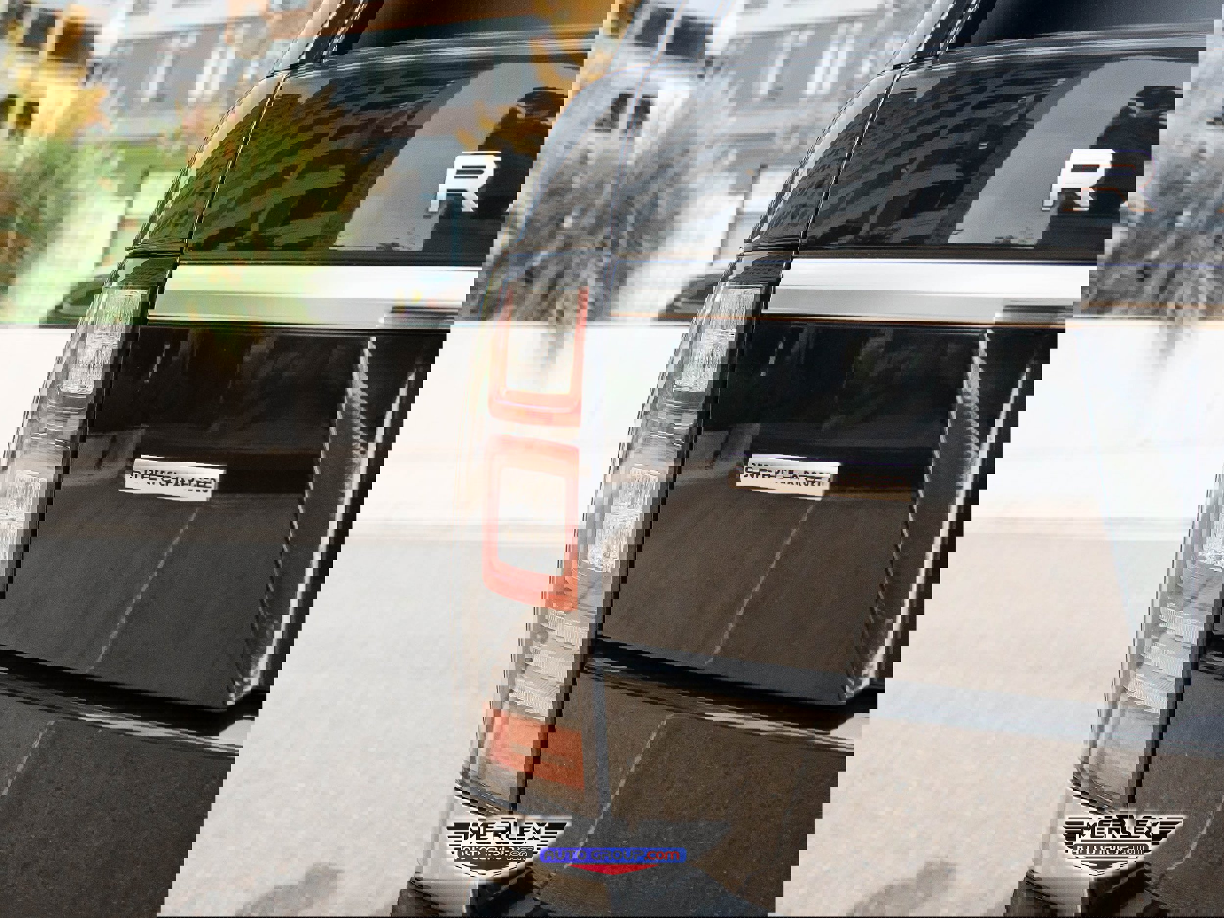 Used 2017 Land Rover Range Rover Supercharged image 48