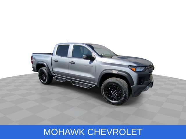 Used 2023 Chevrolet Colorado Trail Boss w/ Advanced Trailering Package AWD/4WD image 2