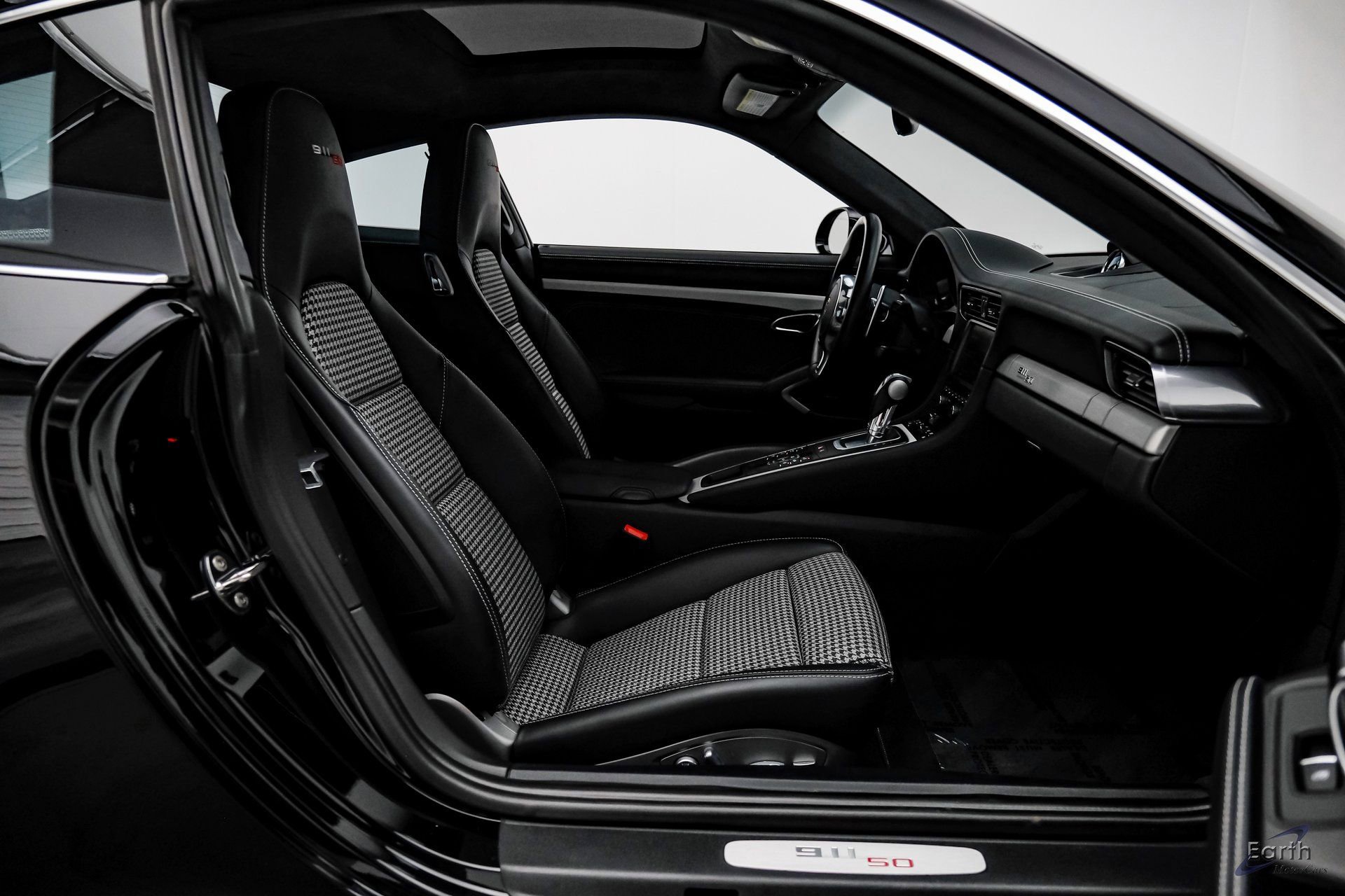 Used 2014 Porsche 911 50th Anniversary Edition image 46