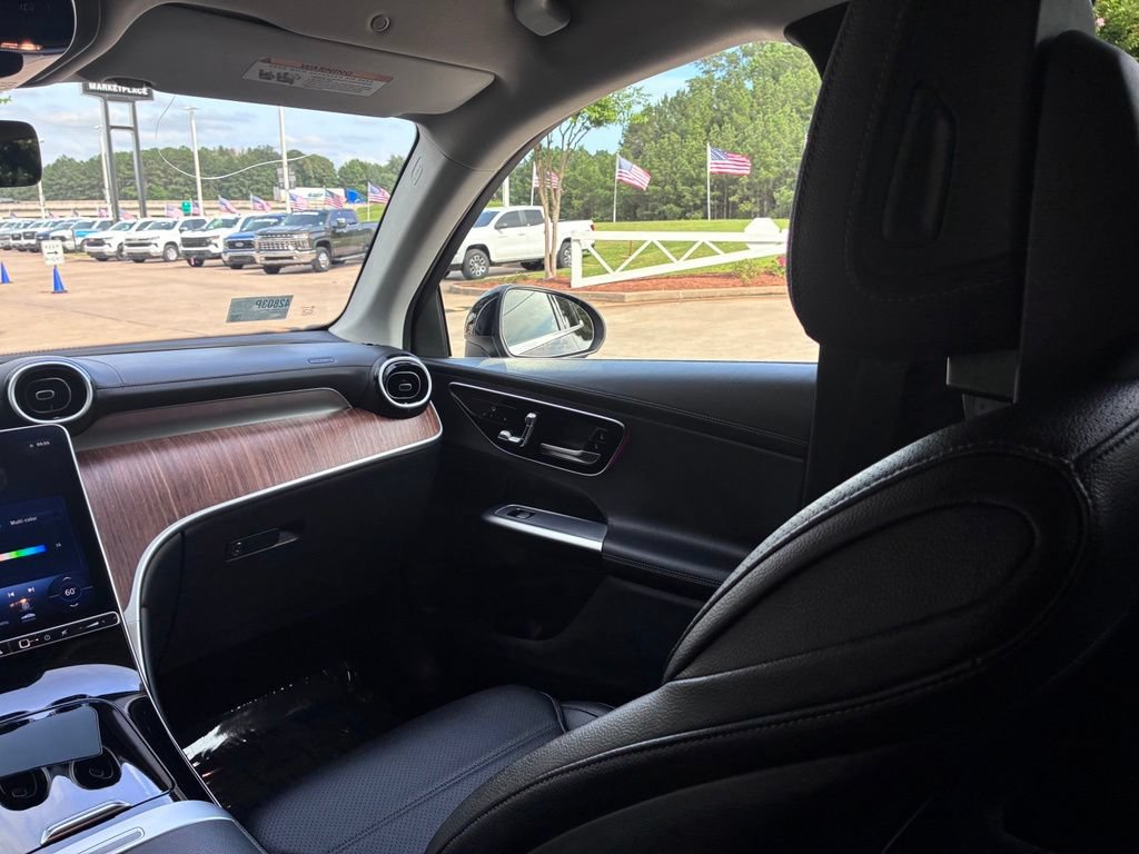 Used 2024 Mercedes-Benz GLC 300 image 19