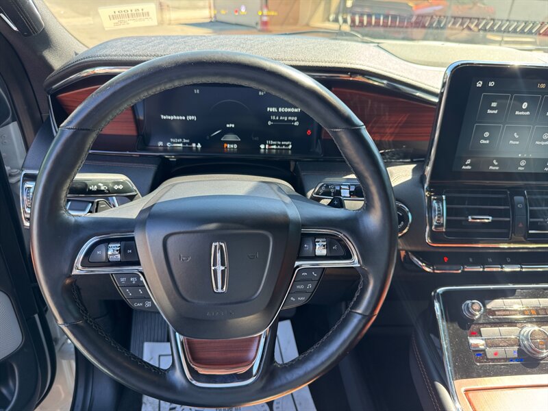 Used 2021 Lincoln Navigator L Reserve AWD/4WD image 29
