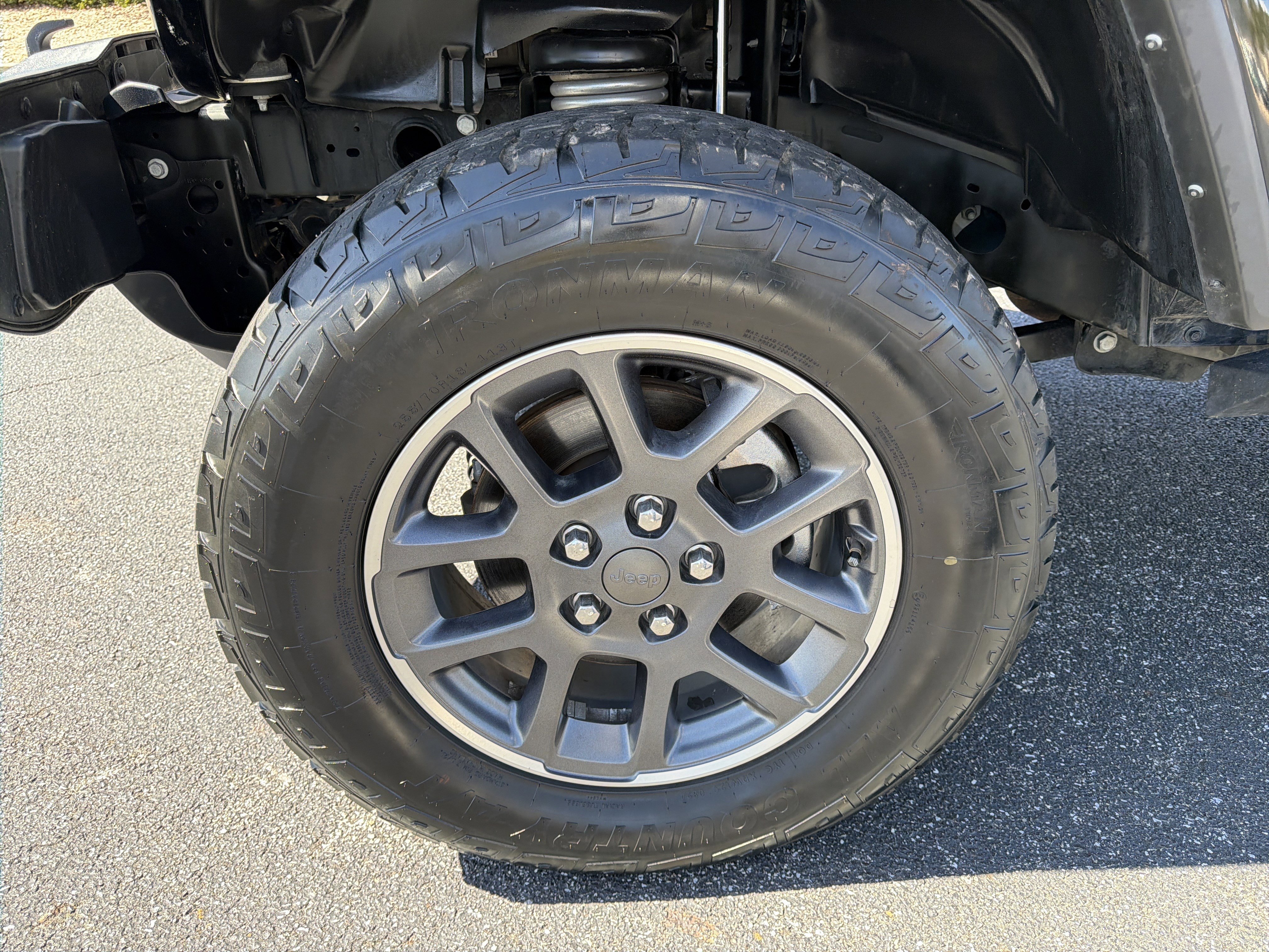 Used 2020 Jeep Gladiator Sport image 11