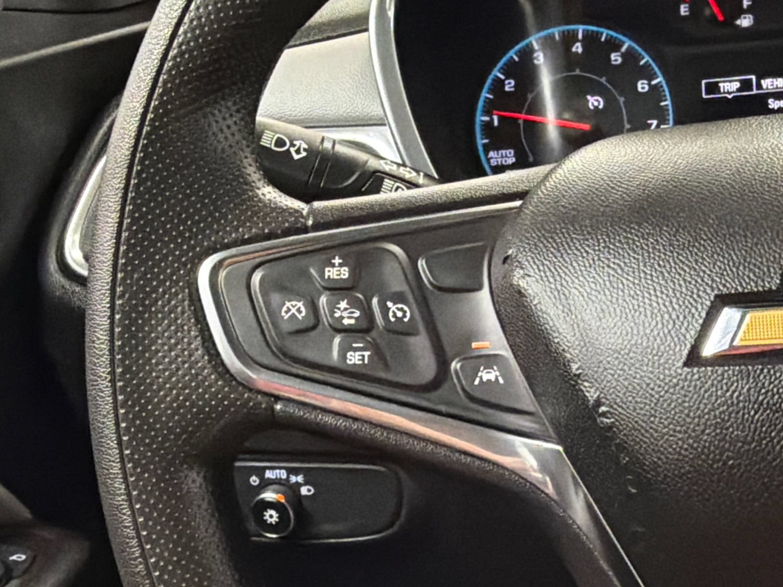 Used 2020 Chevrolet Equinox LS AWD/4WD image 19